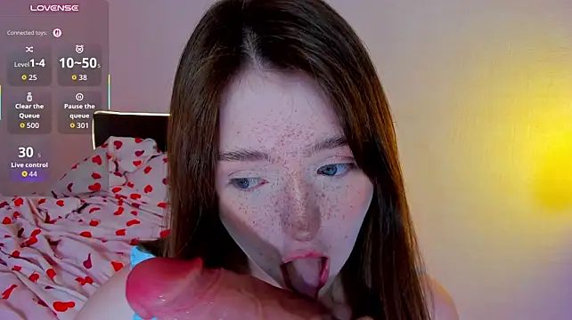Lexxxxxxi - play tits