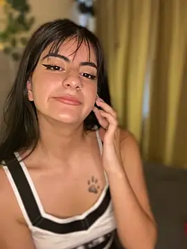 Yi_zoff - SHOW TITS