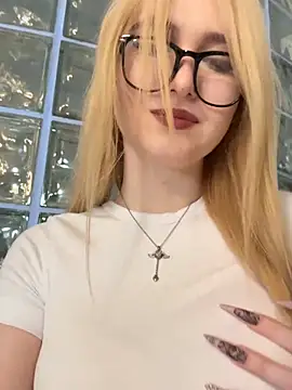 CocosikRay - Find out the color of my bra