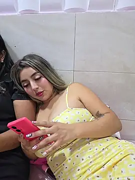 CelesteBlaze_ - Whipping in the butt 🍑