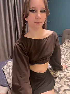 SweetieKitty1 - Take off my skirt
