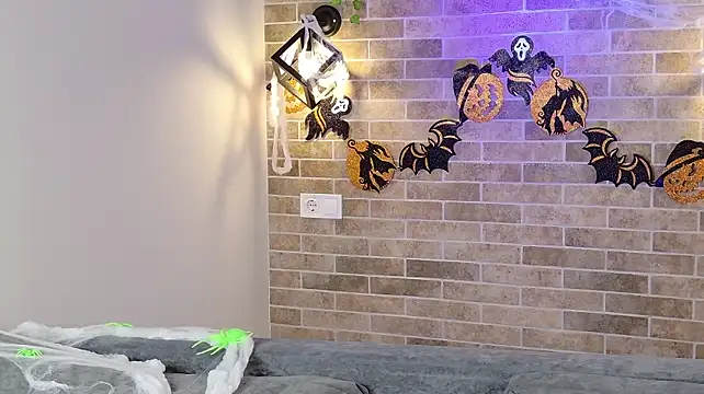 MilaaSweety - Ass tease