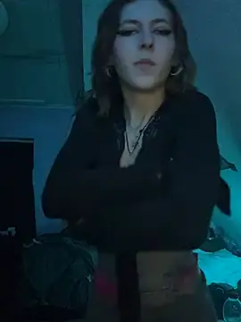 Alina-420 - Show Pussy