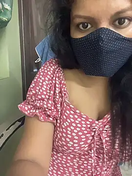 Tamil_Azhagie - 10mins apply oil in boobs