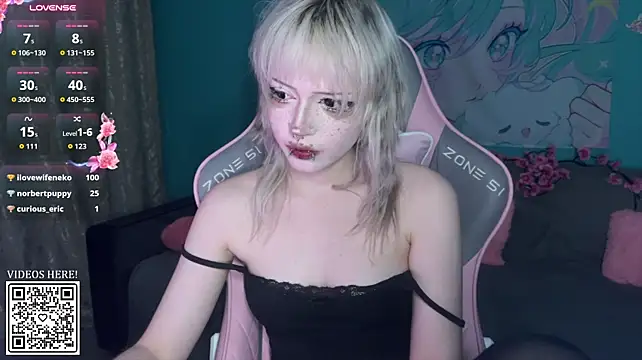 Mollycutiestar - FREE SHOW WITH DILDO 20 MINUTES
