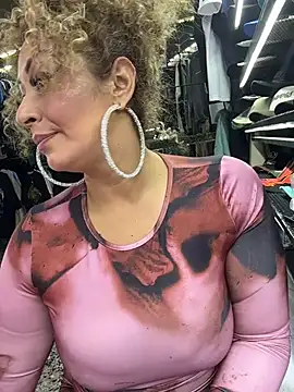 Katti_Barrera - Flash tits +oil 🥵😈