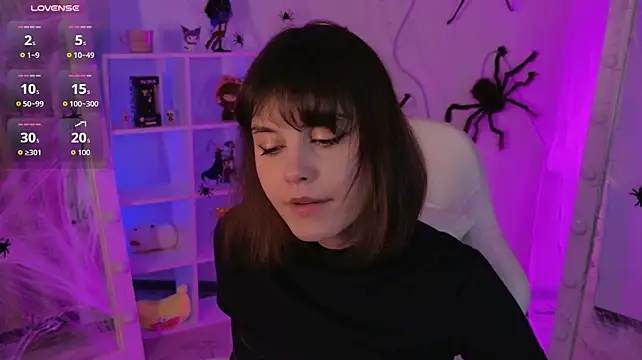 Susie_Morris - tease nipples under shirt