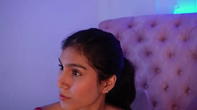 LucianaBlanco_ - Oil tits + Cameltoe