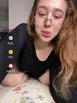 Tsuki_chan_on - Ficar peladinha 🩷
