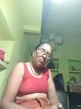 HotLoomaraj29