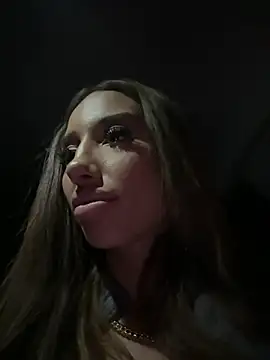 BlueEyes_BB - Show boobs on window
