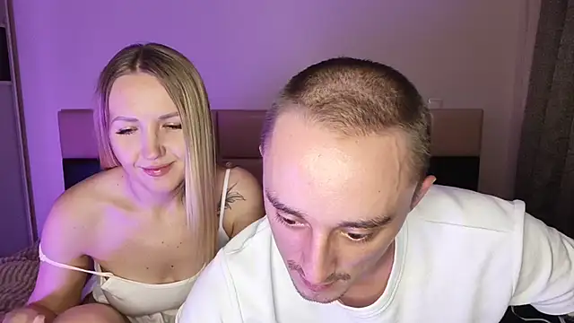 SizzleCouple - Fuck pussy doggy style