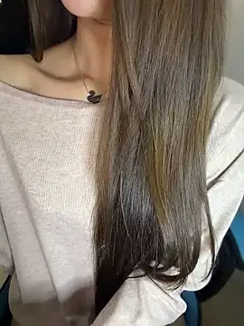Yiyina_17 - 😲😴😴😴