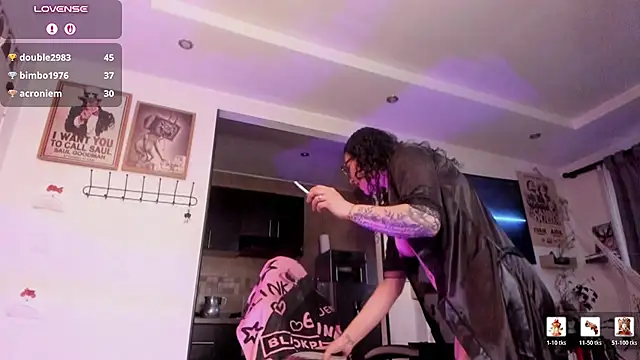 Mia_velvet1 - CONTROL MY TOYS x 10 MINT+ SQUIRT