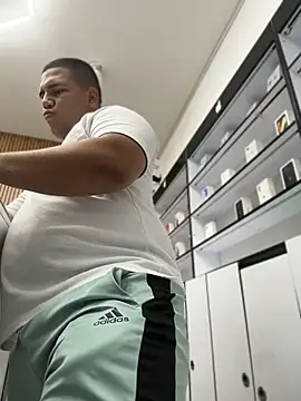 Patricio_02 - MASTURBATE MY FRIEND CHARLE'S COCK SPIT