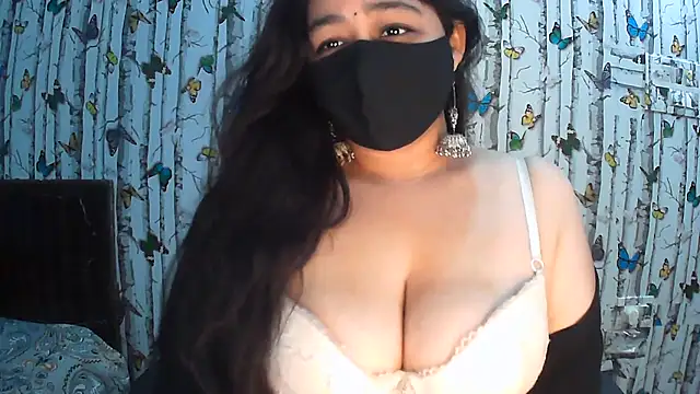 Yoursnandini8 - Cream on boobs