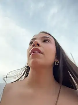 Hall_16 - Dildo in pussy