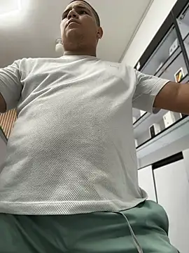 Patricio_02 - MASTURBATE MY FRIEND CHARLE'S COCK SPIT