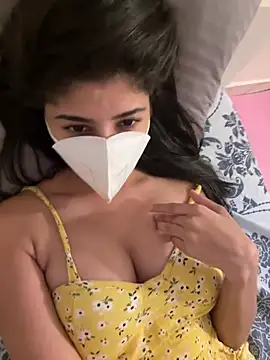 Sarakashmir5 - Pink pussy fingering 🫦