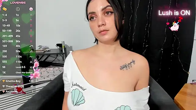 Alexysgray - Strip and teasee play slowly