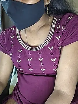 Malikasharavatea - Face full open ni public show