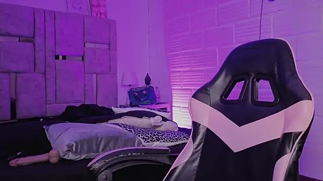 BonnieAnderson_ - ride dildo from back