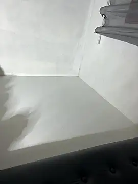 Belababyy - Peladinha se masturbando