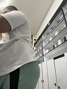 Patricio_02 - MASTURBATE MY FRIEND CHARLE'S COCK SPIT