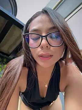 Amira_cute2 - open ass/ 3 spanks