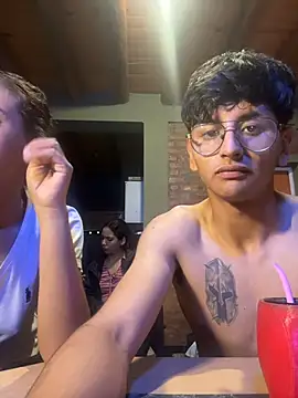 Teendotados - SHOW BOOBS