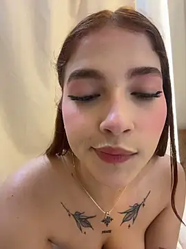 Sophie_valencia - FUCK COCK IN THE DRESSING ROOM (RISKY)