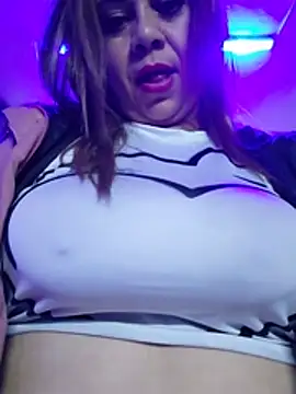 Laura-Hernandez - Fingers in my pussy 💦💦🫦
