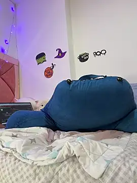 Nurse_becky - play with those boobs