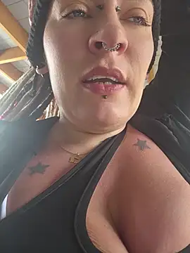 PinkTheHawk - Ride & squirt on gym equipment