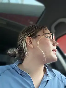 NicoleCut