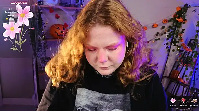 Cassie_xKiss - change clothes