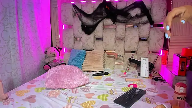 HinamiLennox