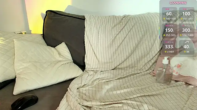 Ann_Sweer - Ride on big dildo