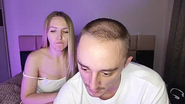 SizzleCouple - Fuck pussy doggy style