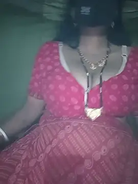 Sexyradha_