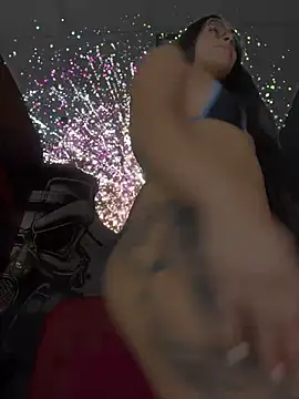 HappyKittyXXX - PUSHING MY FINGERS INSIDE MY PUSSY! 🥰🥰