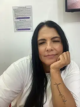 LaTeniente - spanking on the bottom