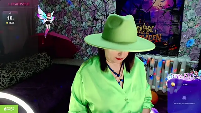 Julia-ru - upskirt show