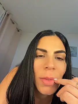 Valecruz903 - Cowgirl 🤠 🍆🫦🍑