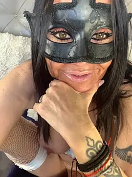 Vicvictoriax - OU WHATSAPP + 🎁 cadeau ou action🔥