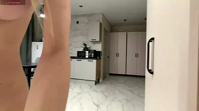 ZenZestX - Fingering my pussy close-up