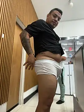 Patricio_02 - MASTURBATE MY FRIEND CHARLE'S COCK SPIT