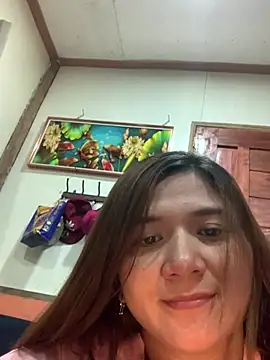 Ur_YuSra - Tip to tease me,til off panty and play😍