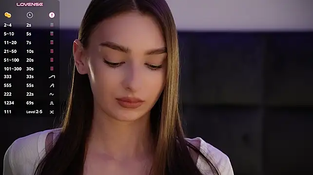GoldieHarrington - tease ass close
