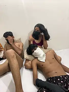 Babygirl3some - Public fuck